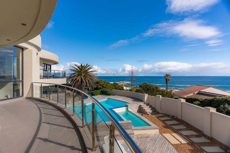 7 Bedroom Property for Sale in Llandudno Western Cape